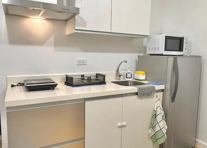 1br With Pool View Near Naia Long Ready