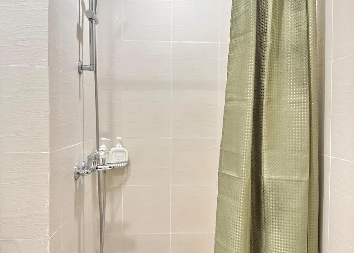 Apartamento 1br With Pool View Near Naia Long Ready Manila